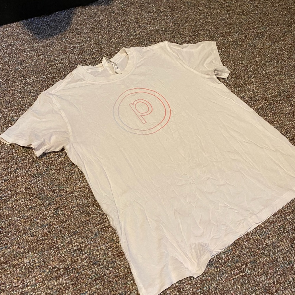 Lululemon x PureBarre collab tee